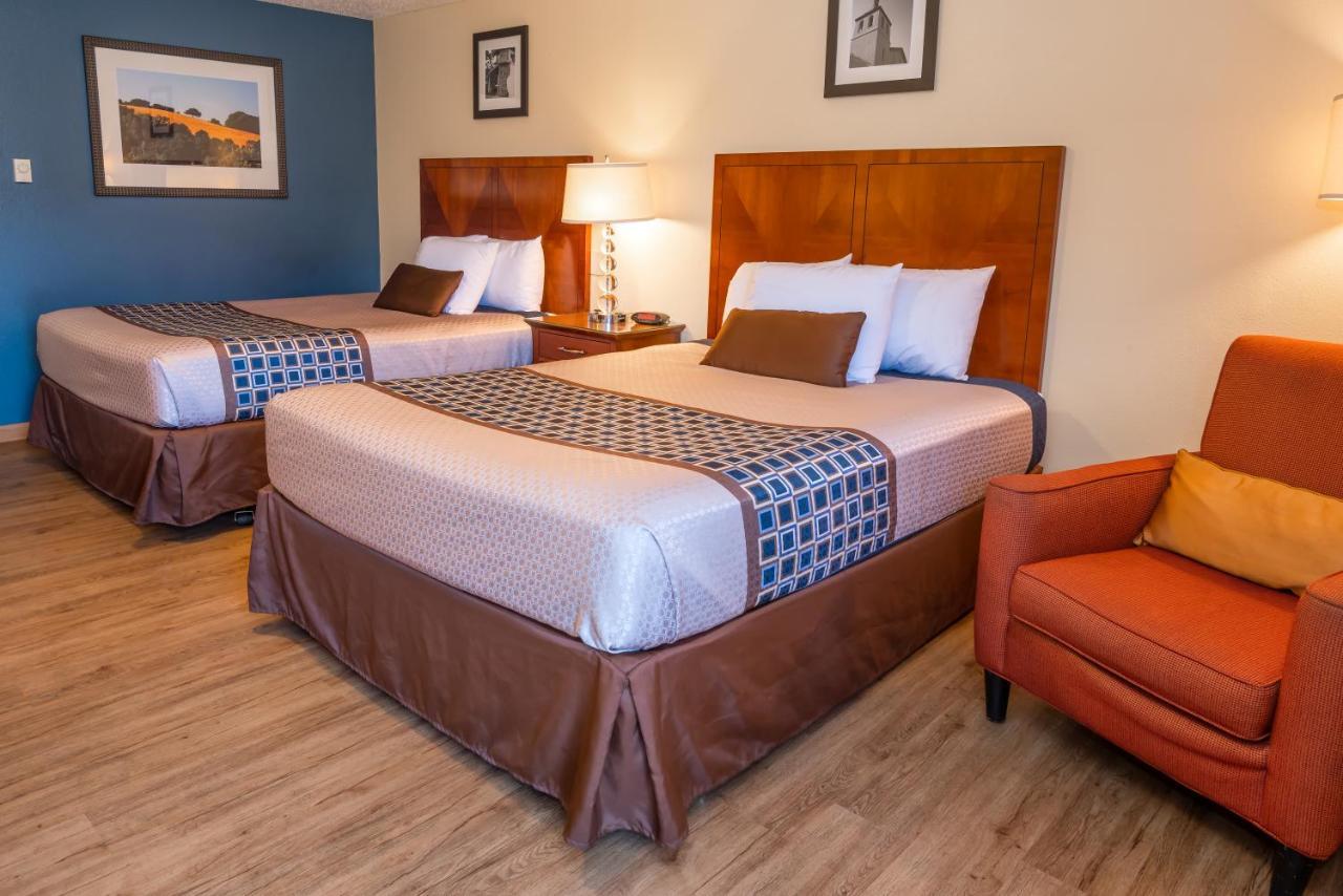Riviera Inn Port Angeles Exterior photo