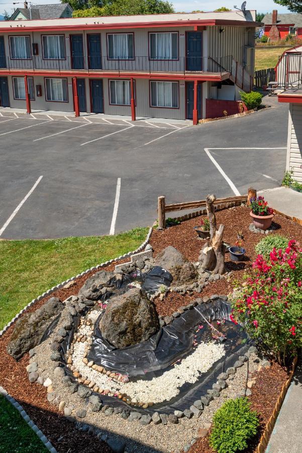 Riviera Inn Port Angeles Exterior photo