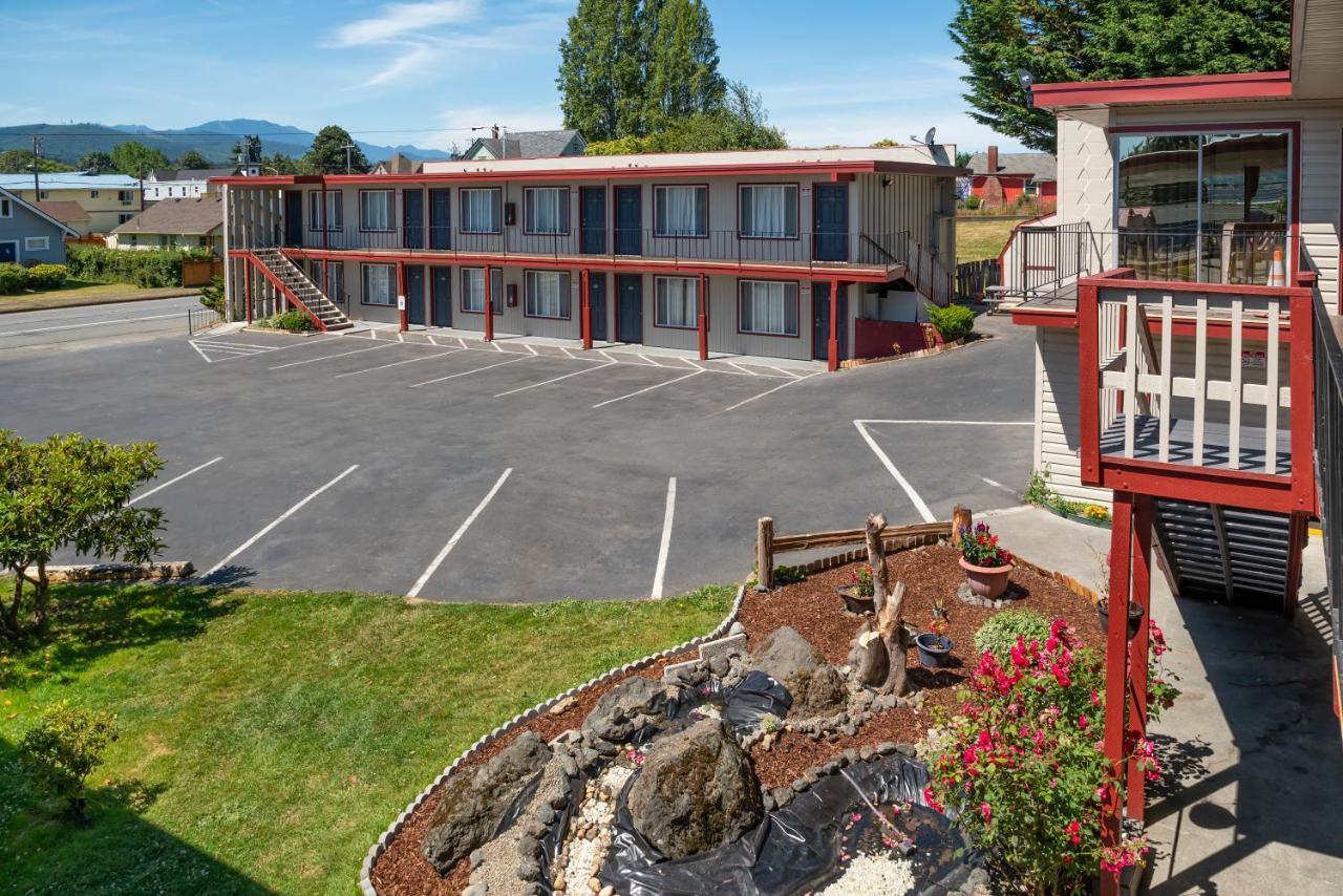 Riviera Inn Port Angeles Exterior photo